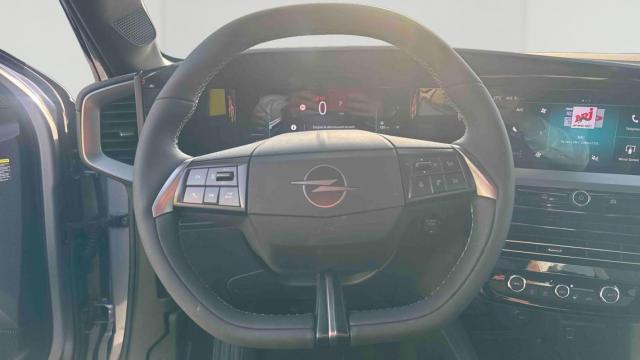 Opel Mokka image 2