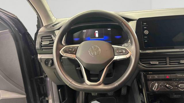 Volkswagen T-Cross image 2