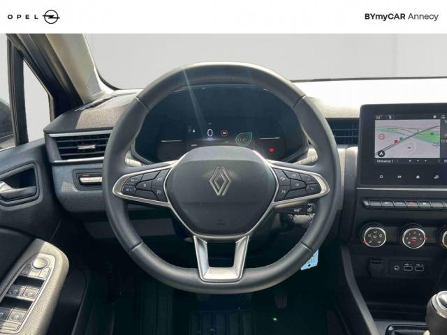 Renault Clio image 9
