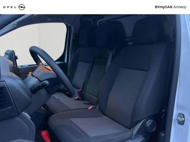 Opel Vivaro image 8