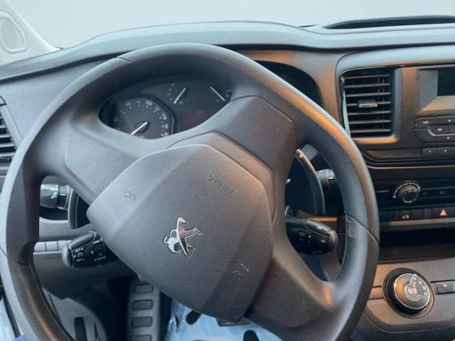 Peugeot Expert image 3