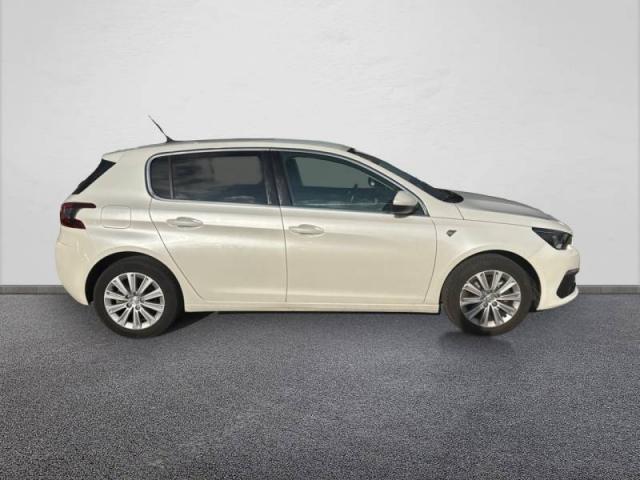 Peugeot 308 image 7