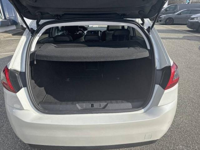 Peugeot 308 image 9