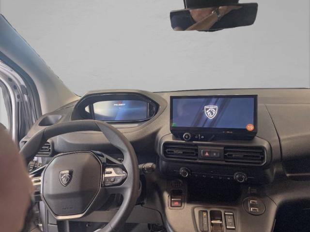Peugeot Partner image 2