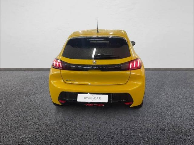 Peugeot 208 image 5