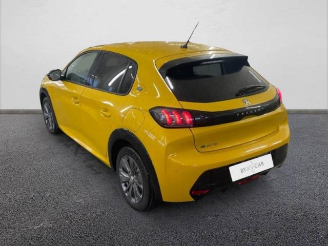 Peugeot 208 image 4