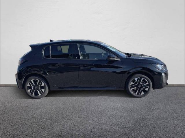 Peugeot 208 image 8