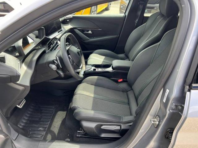 Peugeot 208 image 4