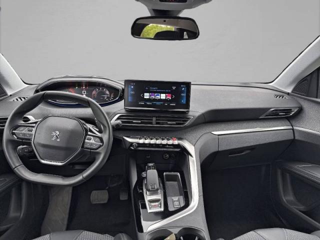 Peugeot 3008 image 2