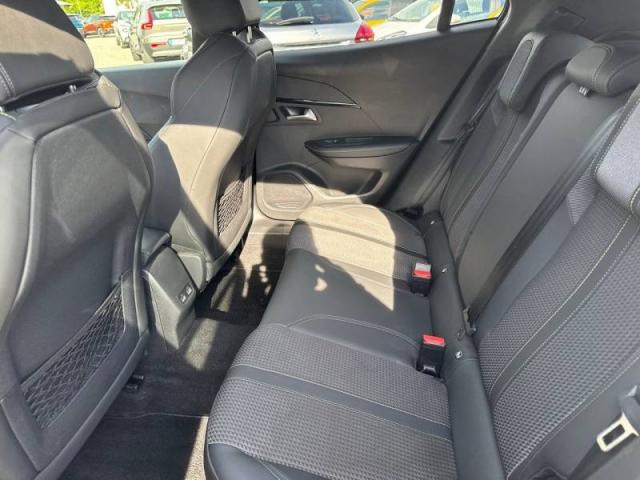 Peugeot 2008 image 4