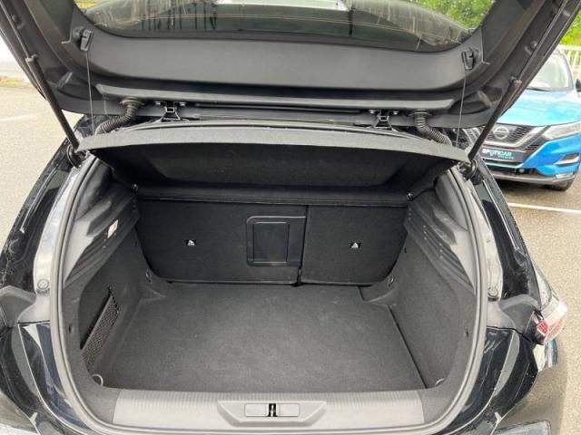 Peugeot 308 image 1