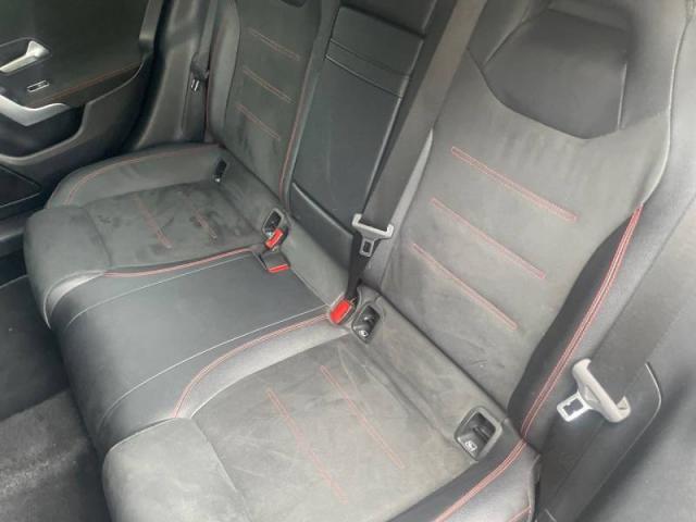 Mercedes Benz Cla image 3