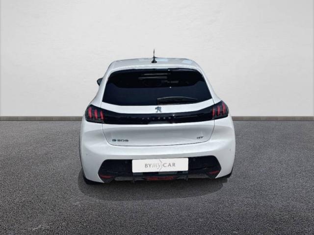 Peugeot 208 image 8