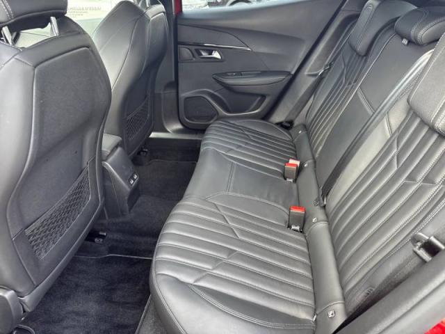 Peugeot 2008 image 7
