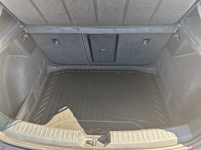 Seat Leon image 2