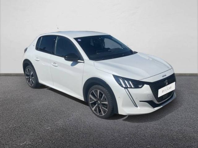 Peugeot 208 image 6