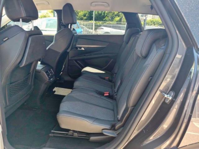 Peugeot 5008 image 7