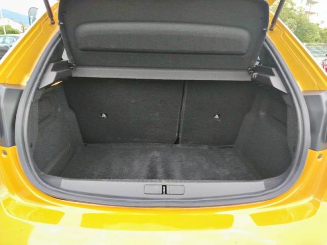 Peugeot 208 image 6