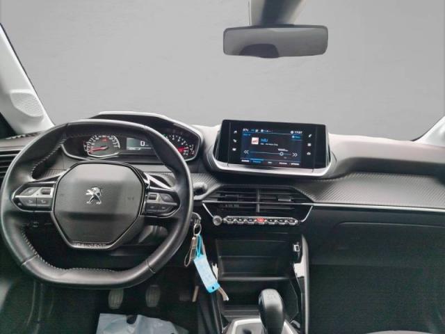 Peugeot 208 image 3