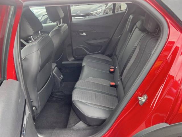 Peugeot 2008 image 6