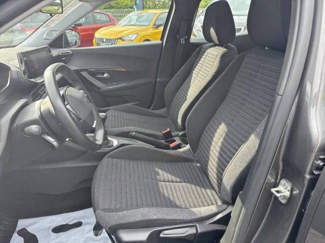 Peugeot 2008 image 9
