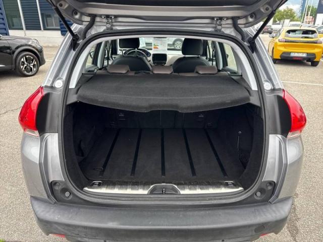 Peugeot 2008 image 3