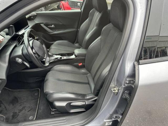 Peugeot 2008 image 9