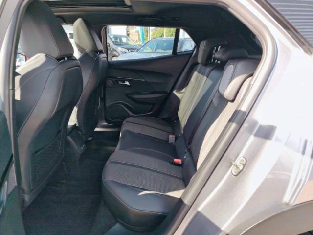 Peugeot 2008 image 9