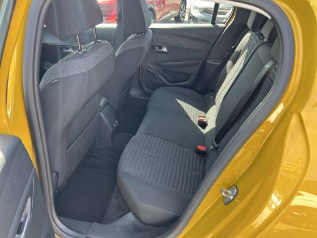 Peugeot 208 image 1
