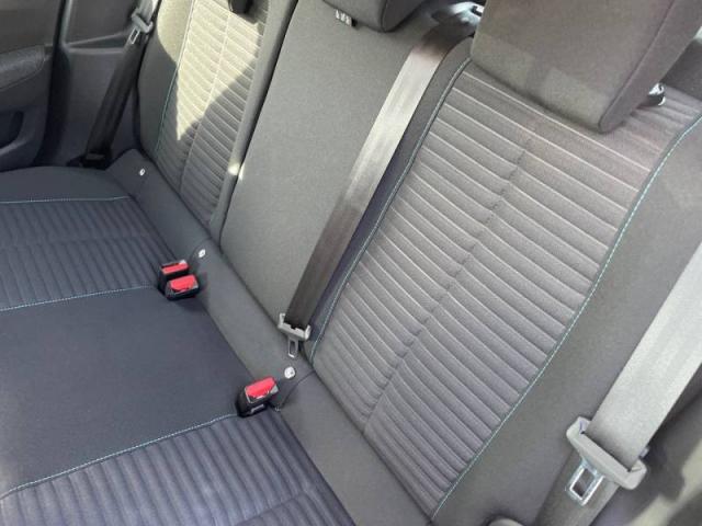 Peugeot 208 image 3