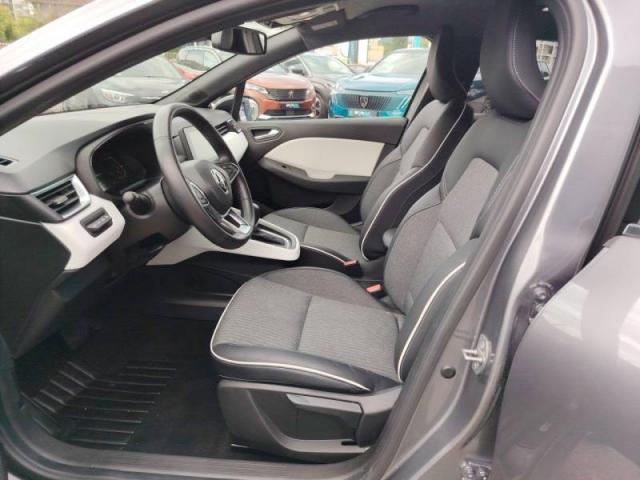 Renault Clio image 9
