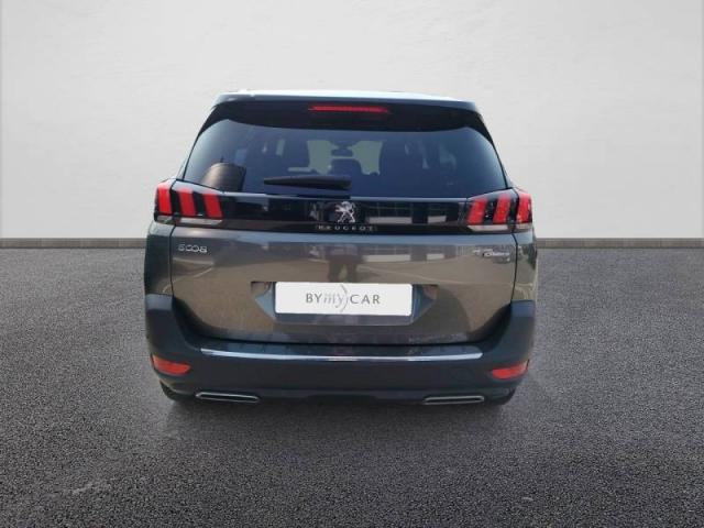 Peugeot 5008 image 1