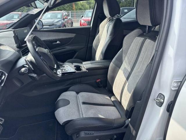 Peugeot 3008 image 3