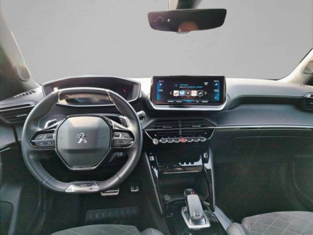 Peugeot 2008 image 4
