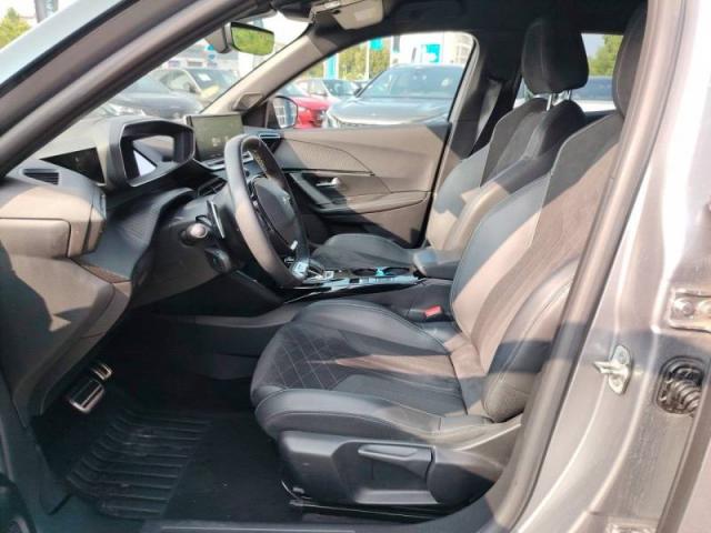 Peugeot 2008 image 6