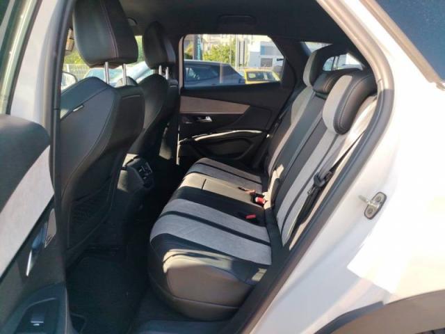 Peugeot 3008 image 1