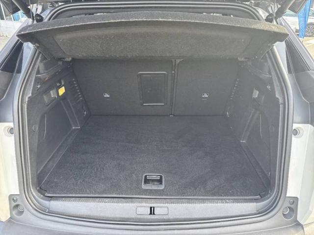Peugeot 3008 image 3
