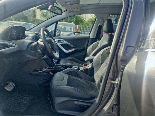 Peugeot 2008 image 6