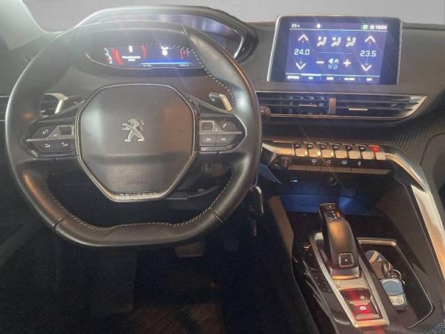 Peugeot 3008 image 9