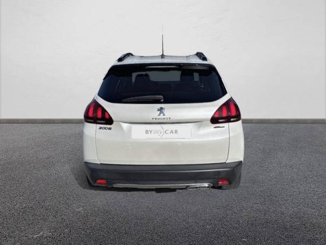 Peugeot 2008 image 8