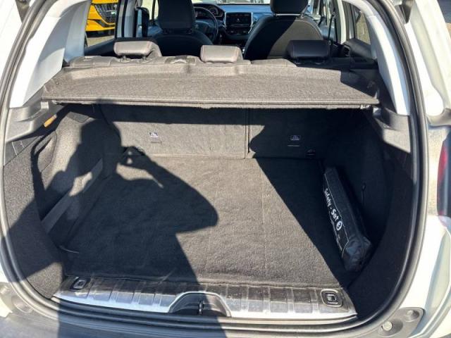 Peugeot 2008 image 3