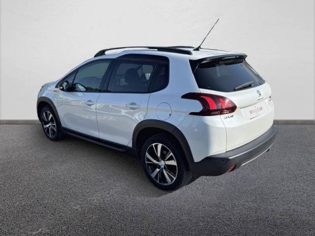 Peugeot 2008 image 2