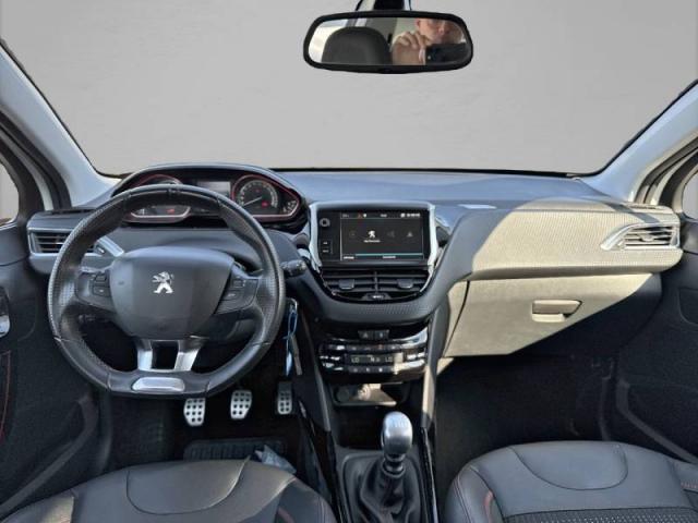 Peugeot 2008 image 1