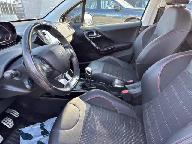 Peugeot 2008 image 4