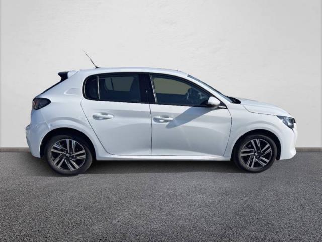 Peugeot 208 image 1