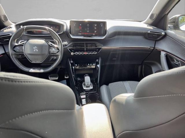 Peugeot 2008 image 5