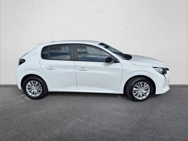 Peugeot 208 image 1