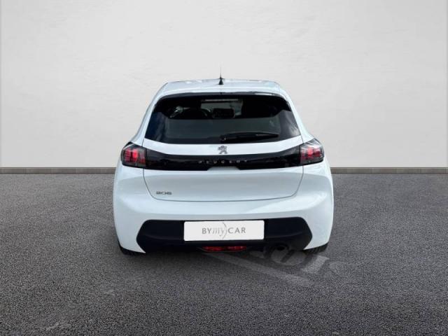 Peugeot 208 image 9