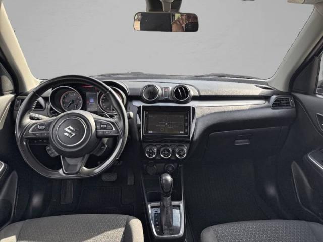 Suzuki Swift image 8