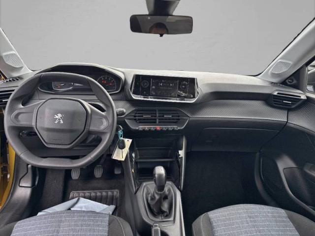 Peugeot 208 image 9